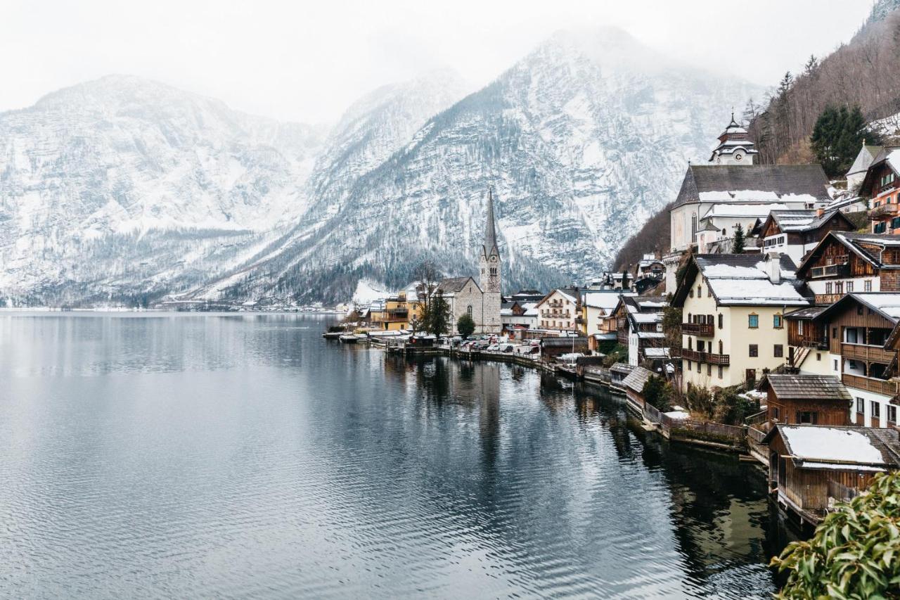 Haus Am Hof - 15Th Century House At The Lake, Near The Marketplace, With A Balcony Hallstatt Exterior foto